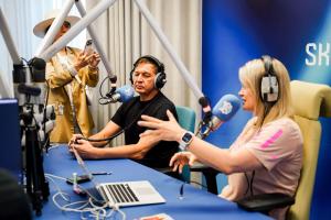 Urmas-Soorumaa-Sky-Plus-Hommikuprogrammis-Foto-GoodNews-Evelin-Kruus-064-Urmas-Soorumaa-Maris-Jarva-ja-Monika-Kuzmina