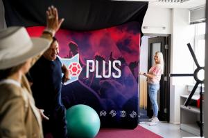 Urmas-Soorumaa-Sky-Plus-Hommikuprogrammis-Foto-GoodNews-Evelin-Kruus-119-Maris-Jarva-Urmas-Soorumaa-ja-Monika-Kuzmina